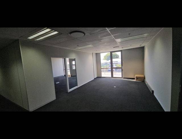 INDUSTRIAL PROPERTY TO RENT IN POMONA